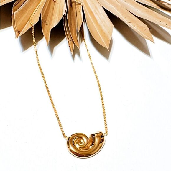 Gold geo dangle necklace M340 - Picture 4 of 5